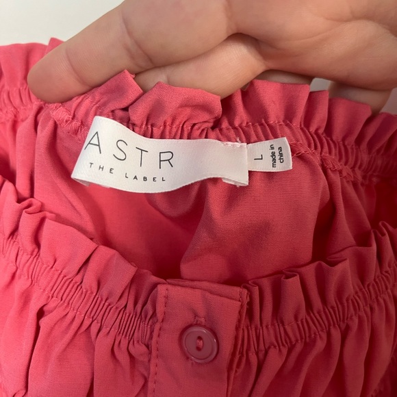 Astr the label pink smocked puff sleeve button long sleeve in pink punch size L - Picture 3 of 5